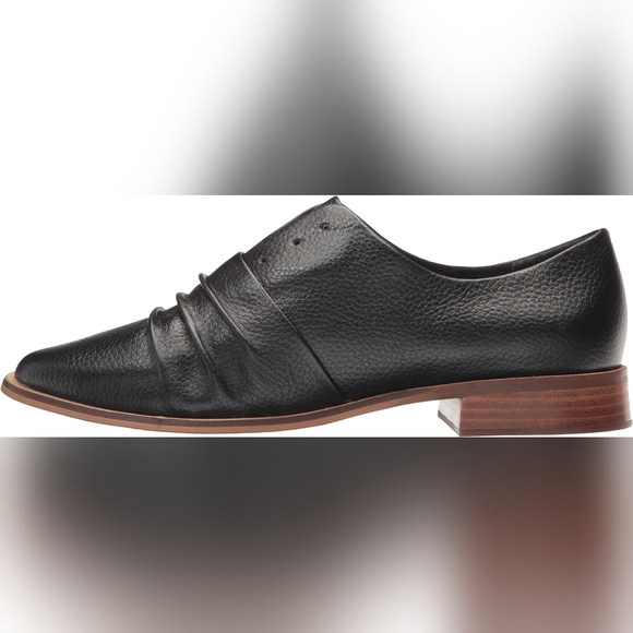 Kelsi Dagger Oxford Flat - Picture 3 of 10